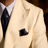 Costum Windsor